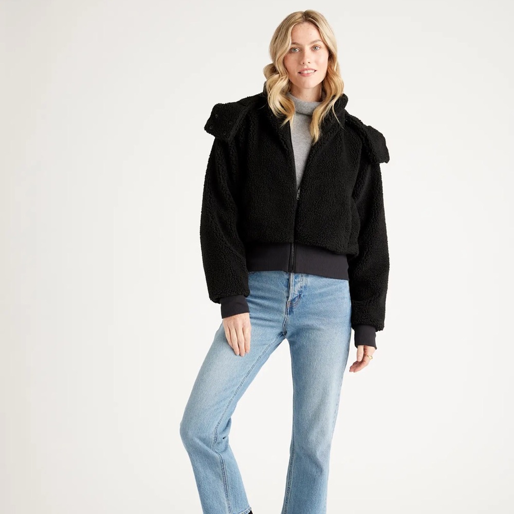 Quince Women's Black Teddy Sherpa Jacket